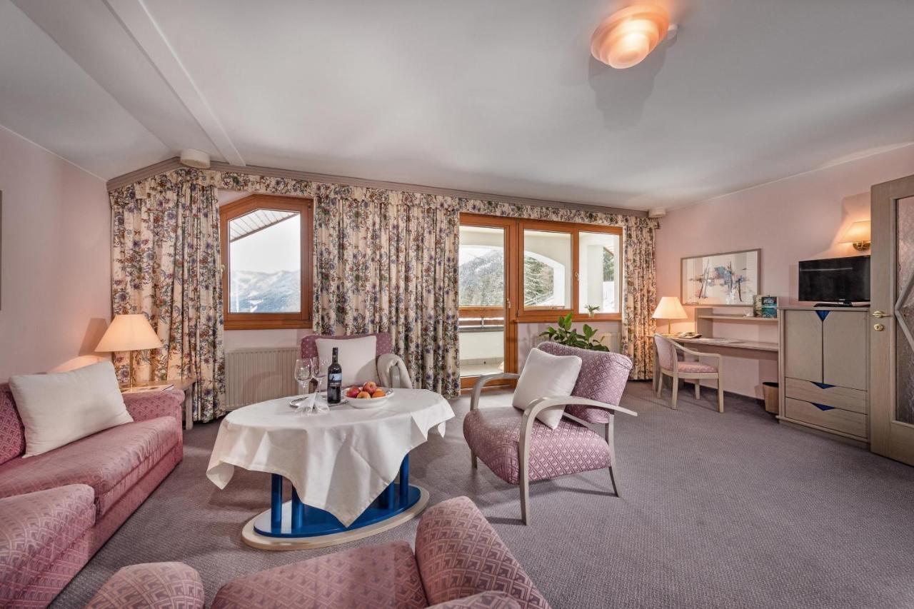 Hotel St. Oswald Bad Kleinkirchheim Buitenkant foto