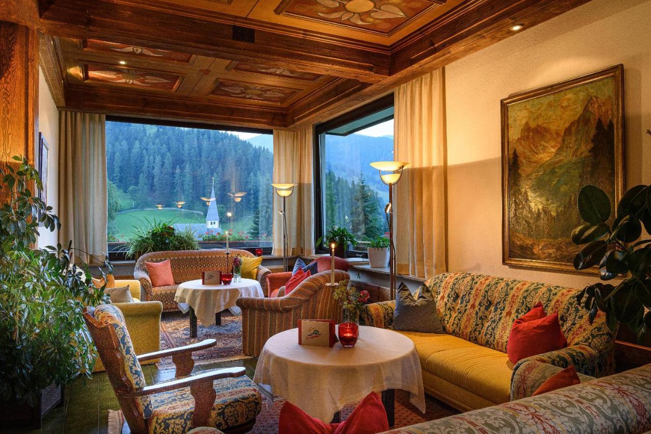 Hotel St. Oswald Bad Kleinkirchheim Buitenkant foto