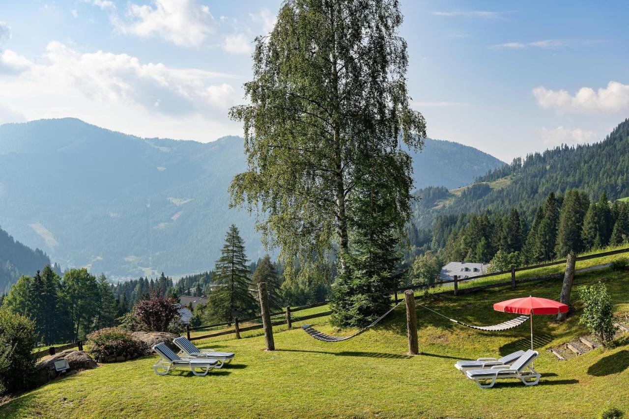 Hotel St. Oswald Bad Kleinkirchheim Buitenkant foto