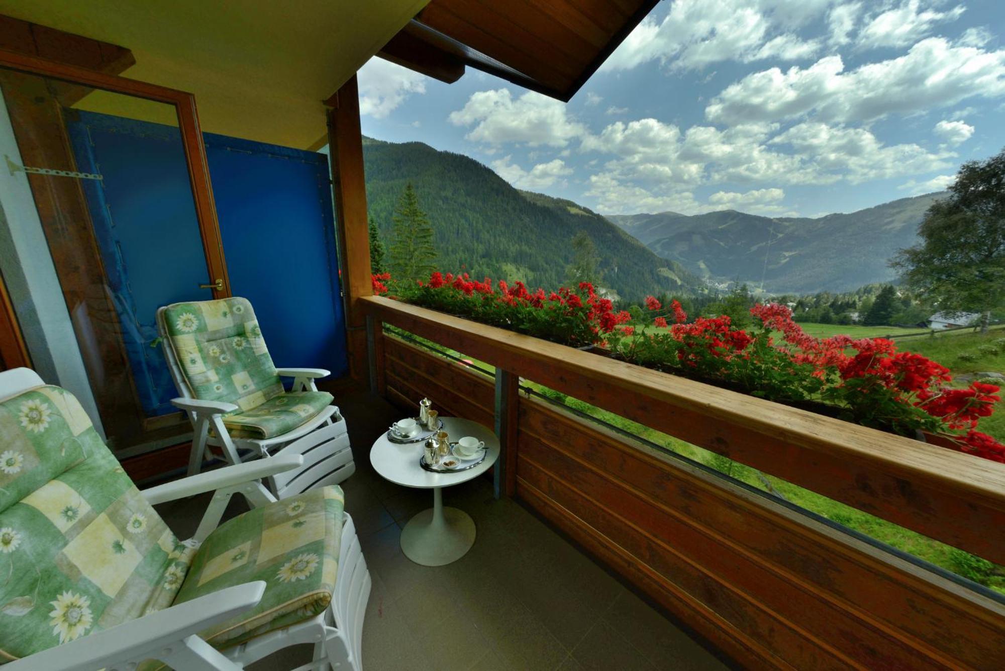 Hotel St. Oswald Bad Kleinkirchheim Buitenkant foto