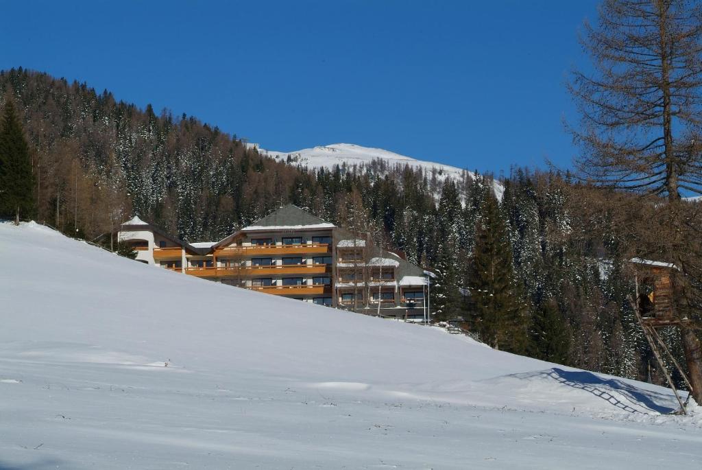 Hotel St. Oswald Bad Kleinkirchheim Buitenkant foto