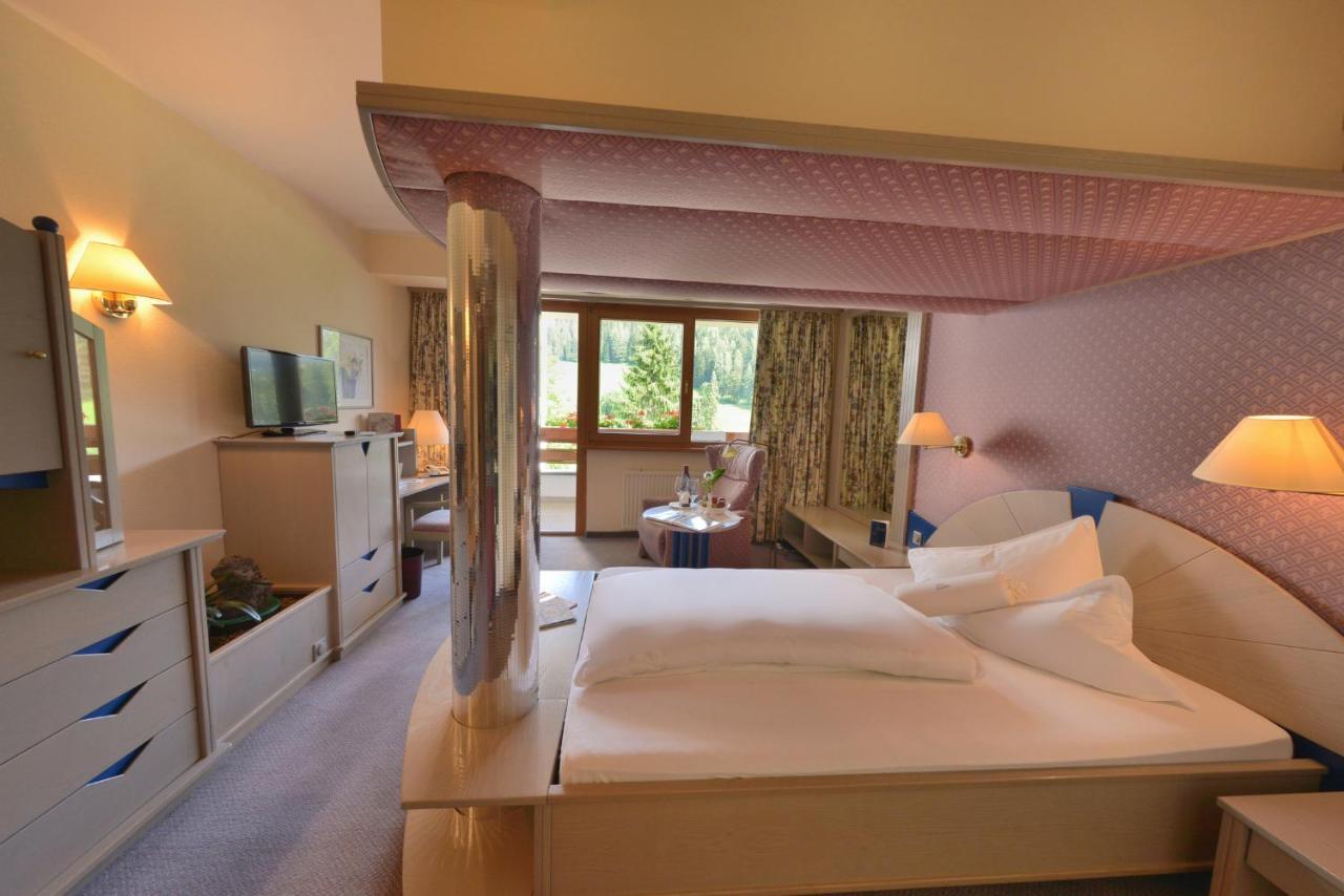 Hotel St. Oswald Bad Kleinkirchheim Buitenkant foto